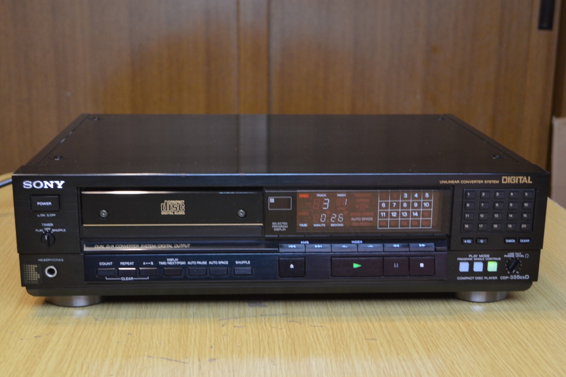 SONY CDP-555ESD